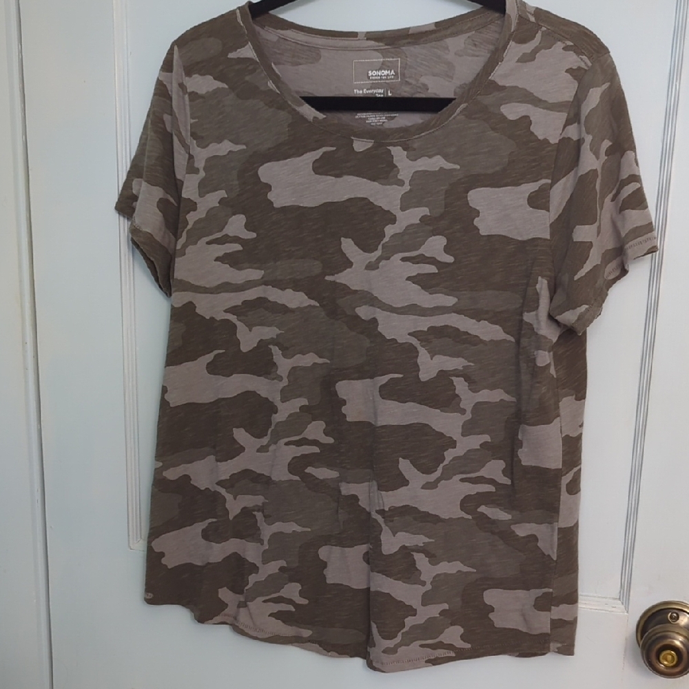 Sonoma Sz L The Everyday Tee Women's Camouflage Top - Green and Grey